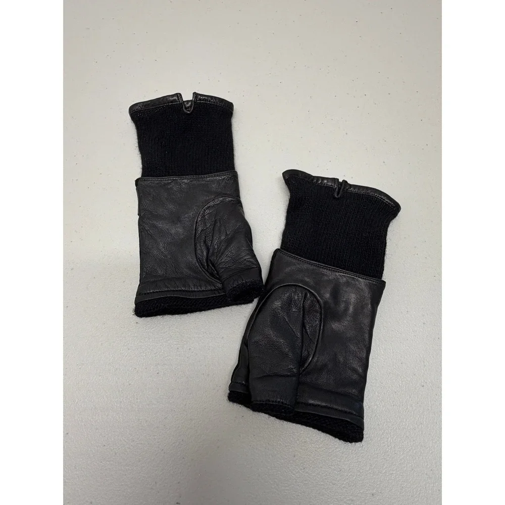 Carolina Amato Black Lambskin Leather Cashmere Wool Fingerless Buckle Gloves
